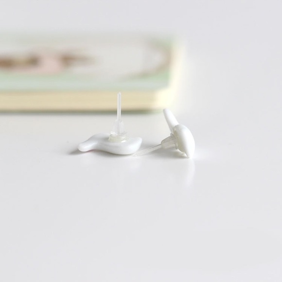 Ceramic white bunny rabbits Easter earrings gift - Picture 3 of 7